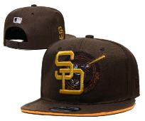 Бейсбольная кепка Сан Диего Падрес.