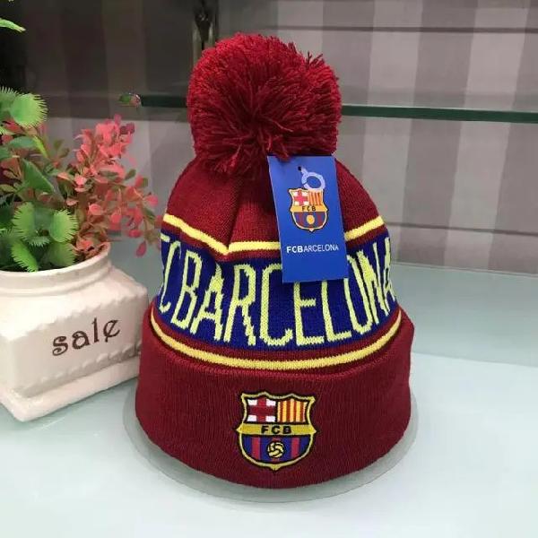 Футбольная шапка Барселона new