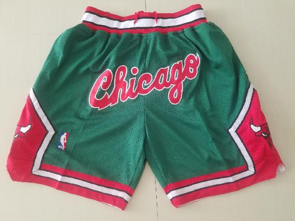 Шорты с карманами Chicago Bulls зеленые