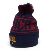 Футбольная шапка Barcelona с бумбоном.